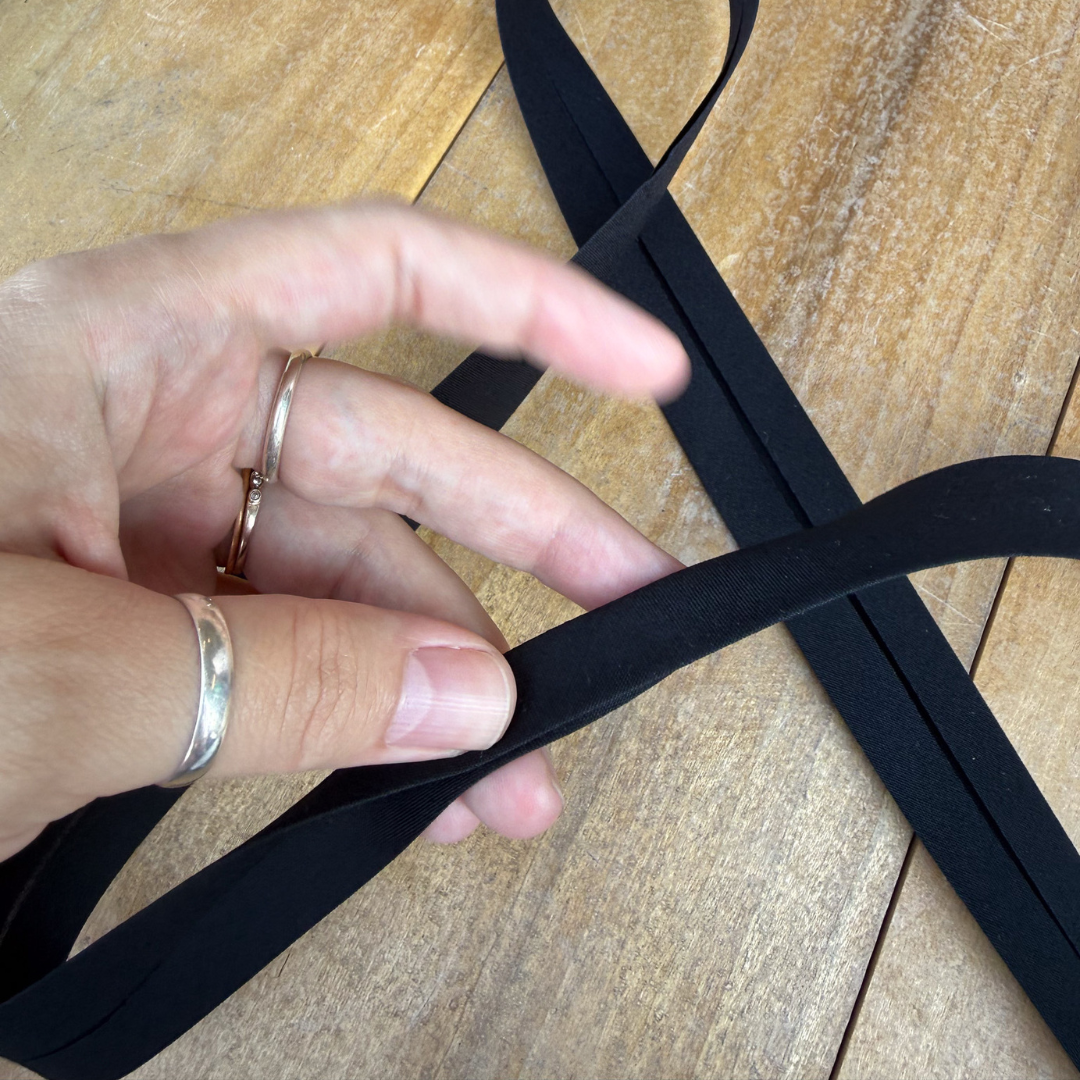 Bias Binding in Black - 1" Single Fold - Sold by the Yard