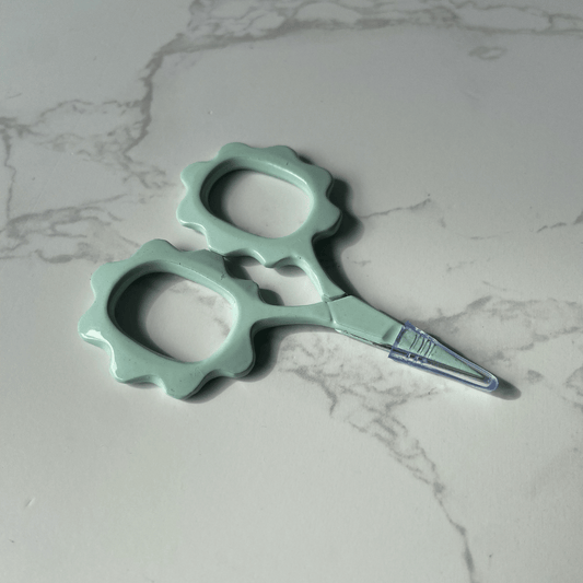 Groovy Snips in Mint