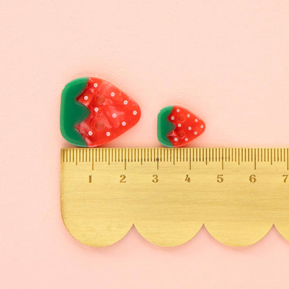 Strawberry Shirting Size 0.6" Buttons