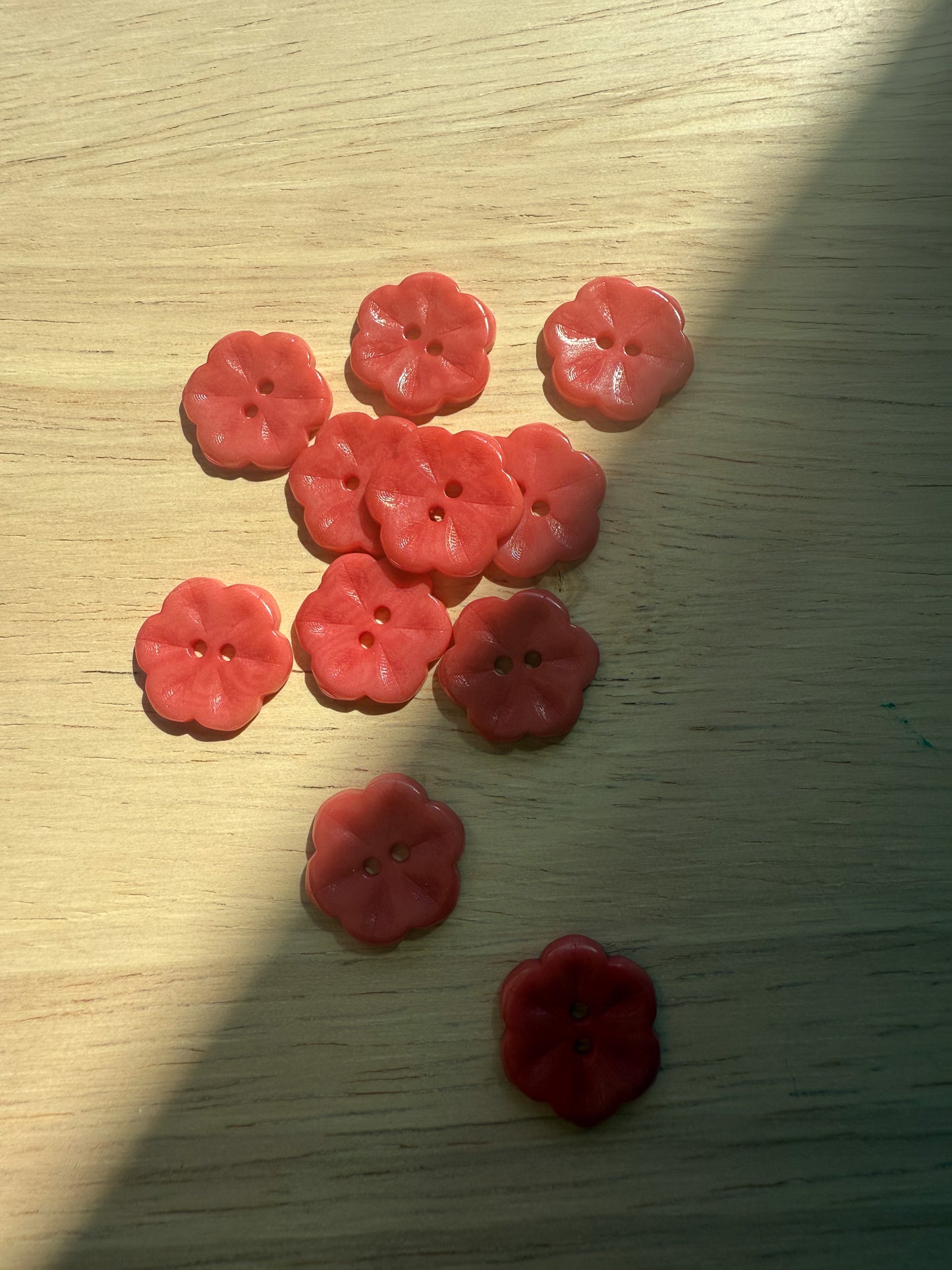 Flower Corozo Shirting Buttons - 0.6" (sold by the button)